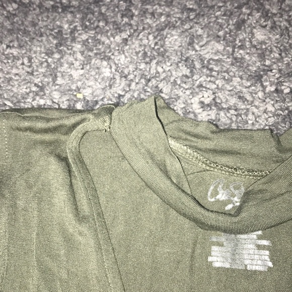 Green tank top - Picture 2 of 3